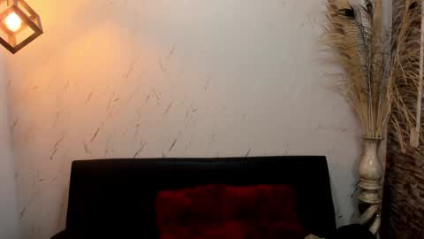          online show from 02.08.25