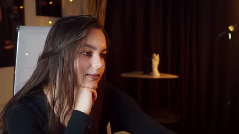 Snapshot of francescacavaliere chatting on 06.18.26 Francesca online show from 06.18.26