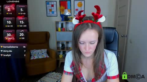 Snapshot of francescacollins chatting on 12.17.24 Fran online show from 12.17.24