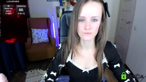 Snapshot of francescacollins chatting on 12.24.24 Fran online show from 12.24.24