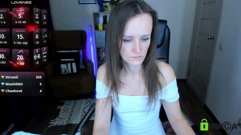 Snapshot of francescacollins chatting on 01.03.25 Fran online show from 01.03.25