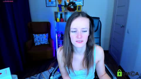 Snapshot of francescacollins chatting on 01.12.25 Fran online show from 01.12.25