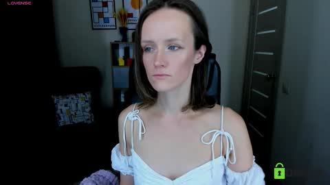 Snapshot of francescacollins chatting on 09.21.25 Fran online show from 09.21.25