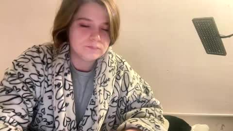 francescafey online show from 09.19.25