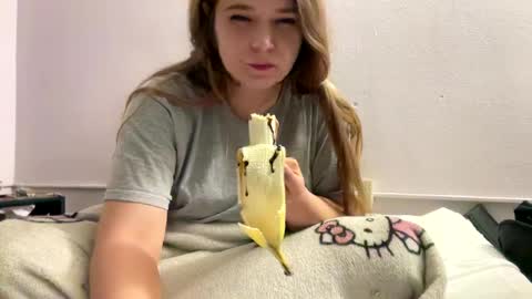 francescafey online show from 09.20.25