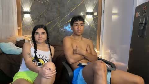 Snapshot of francheska_baby chatting on 10.24.25 Dynamic roles online show from 10.24.25