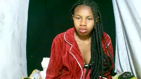 Snapshot of franciefrancie chatting on 09.13.25 francilla online show from 09.13.25