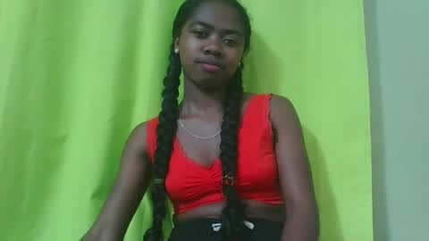 Snapshot of francinealdy chatting on 09.22.25 francinealdy online show from 09.22.25