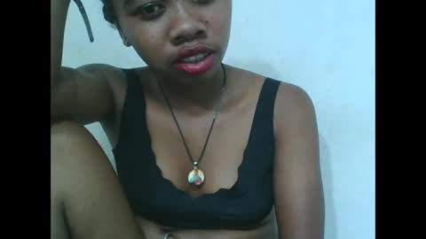 Snapshot of francinealdy chatting on 11.22.25 francinealdy online show from 11.22.25