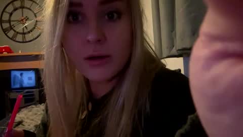 Snapshot of francis_digby chatting on 01.14.25 Francis Digby online show from 01.14.25