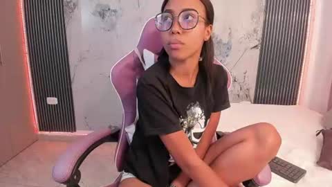 Laura online show from 06.27.26