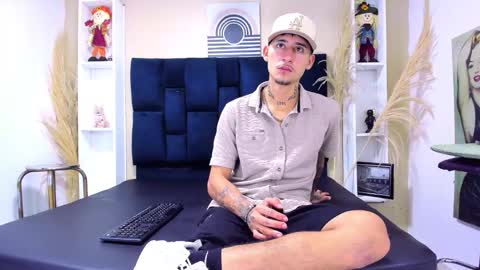 Snapshot of franco_roux chatting on 02.19.26 Franco online show from 02.19.26