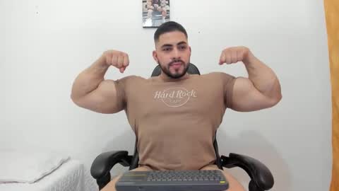 Snapshot of frank_foxx1 chatting on 10.04.25 frank_foxx1 online show from 10.04.25