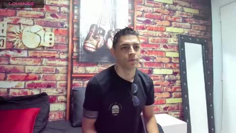 Snapshot of frank_millers chatting on 01.27.25 Frank online show from 01.27.25