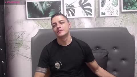 Snapshot of frank_millers chatting on 01.29.25 Frank online show from 01.29.25