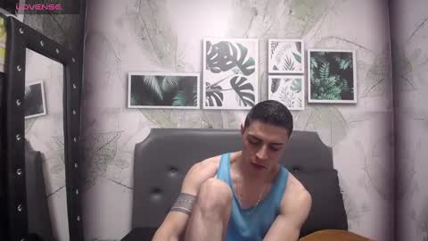 Snapshot of frank_millers chatting on 02.01.25 Frank online show from 02.01.25