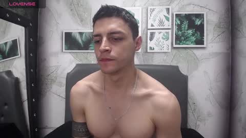 Snapshot of frank_millers chatting on 02.03.25 Frank online show from 02.03.25