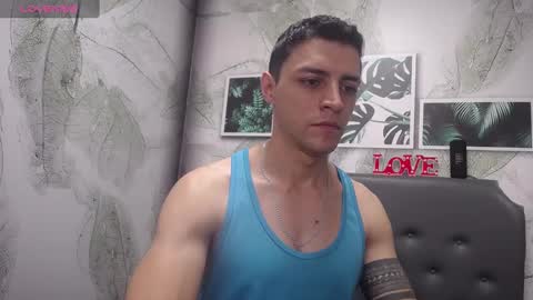 Snapshot of frank_millers chatting on 02.05.25 Frank online show from 02.05.25