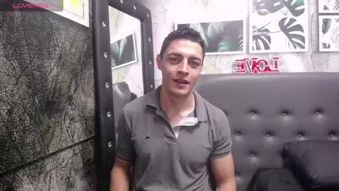 Snapshot of frank_millers chatting on 02.10.25 Frank online show from 02.10.25