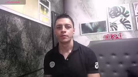 Snapshot of frank_millers chatting on 02.11.25 Frank online show from 02.11.25