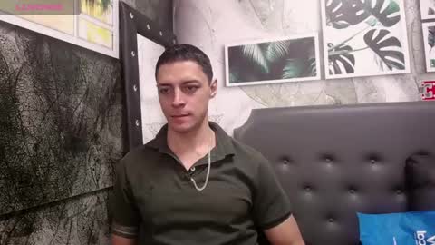 Snapshot of frank_millers chatting on 02.27.25 Frank online show from 02.27.25