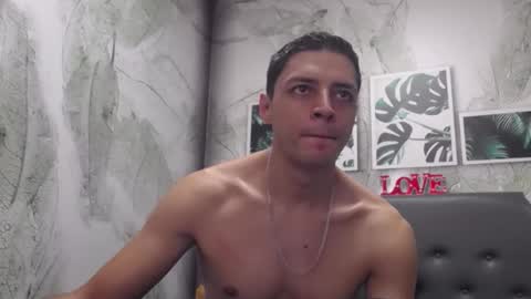 Snapshot of frank_millers chatting on 09.09.25 Frank online show from 09.09.25