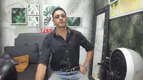 Snapshot of frank_millers chatting on 09.16.25 Frank online show from 09.16.25