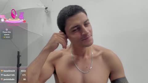 Snapshot of frank_millers chatting on 10.10.25 Frank online show from 10.10.25