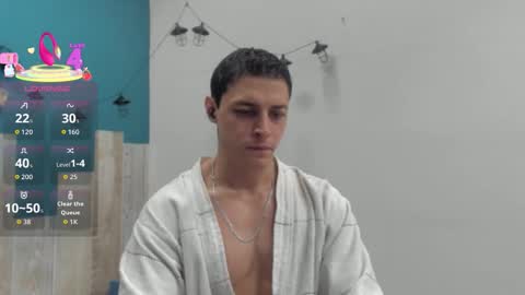 Snapshot of frank_millers chatting on 10.10.25 Frank online show from 10.10.25