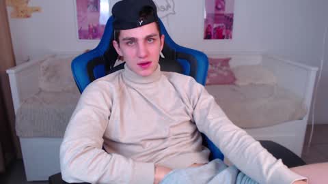 Frank online show from 12.17.24