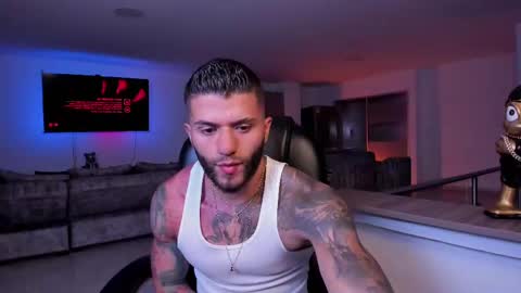 Frank Farrell. Hey remember to give me a thumbs up Ty online show from 03.11.25