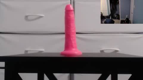 Snapshot of frankielabido chatting on 12.04.25 Vesper Marlow online show from 12.04.25