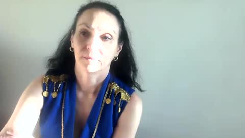 frankieteasing online show from 01.15.25