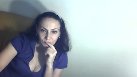 frankieteasing online show from 01.30.25