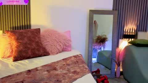 Fransheska online show from 05.25.26