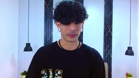 Snapshot of franvill_trato chatting on 09.27.25 Franvill trato online show from 09.27.25