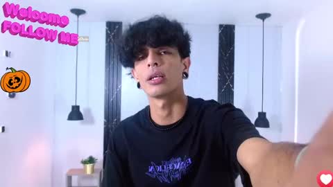 Snapshot of franvill_trato chatting on 10.09.25 Franvill trato online show from 10.09.25