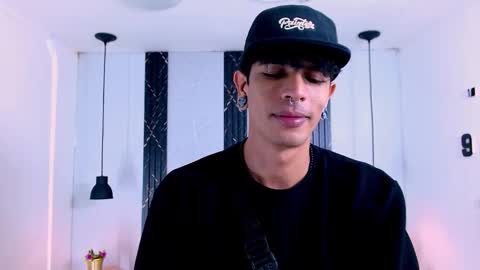 Snapshot of franvill_trato chatting on 11.10.25 Franvill trato online show from 11.10.25