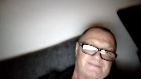 Wolfi online show from 02.21.25