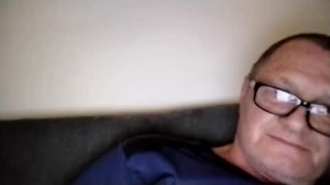 Wolfi online show from 03.10.25