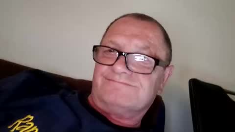 Wolfi online show from 10.20.25