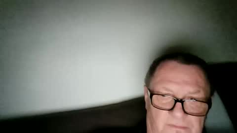 Wolfi online show from 04.06.26