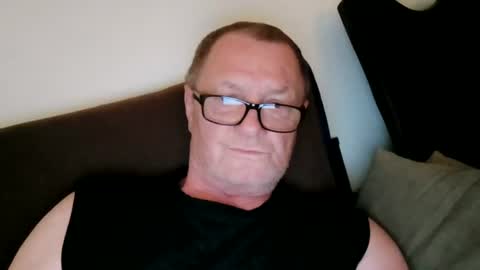 Wolfi online show from 06.21.26