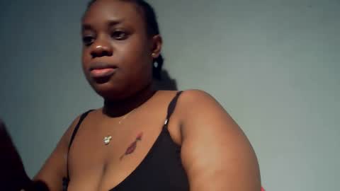 freaky slut5 online show from 12.19.25