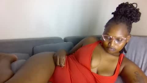 freakylittlemissy online show from 11.15.25