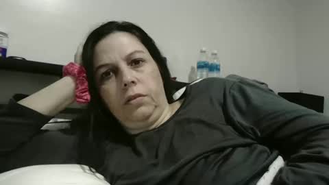 Snapshot of freckles232399 chatting on 04.14.26 freckles232399 online show from 04.14.26