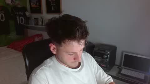 Snapshot of freddy_star chatting on 06.21.26 Frederick Perin online show from 06.21.26