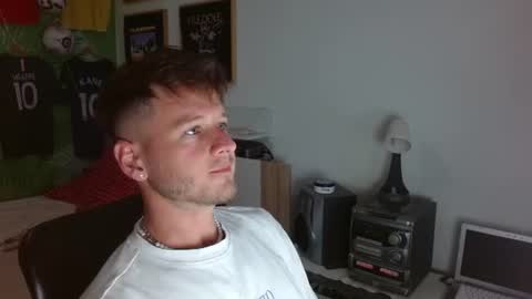 Snapshot of freddy_star chatting on 07.11.26 Frederick Perin online show from 07.11.26