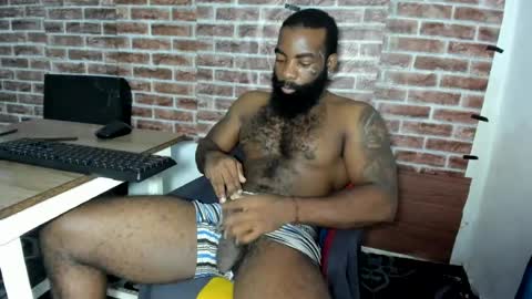Snapshot of freedom_24 chatting on 06.19.26 shakur online show from 06.19.26