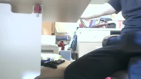 Snapshot of freeuptopia2 chatting on 01.03.25 K-Dick online show from 01.03.25